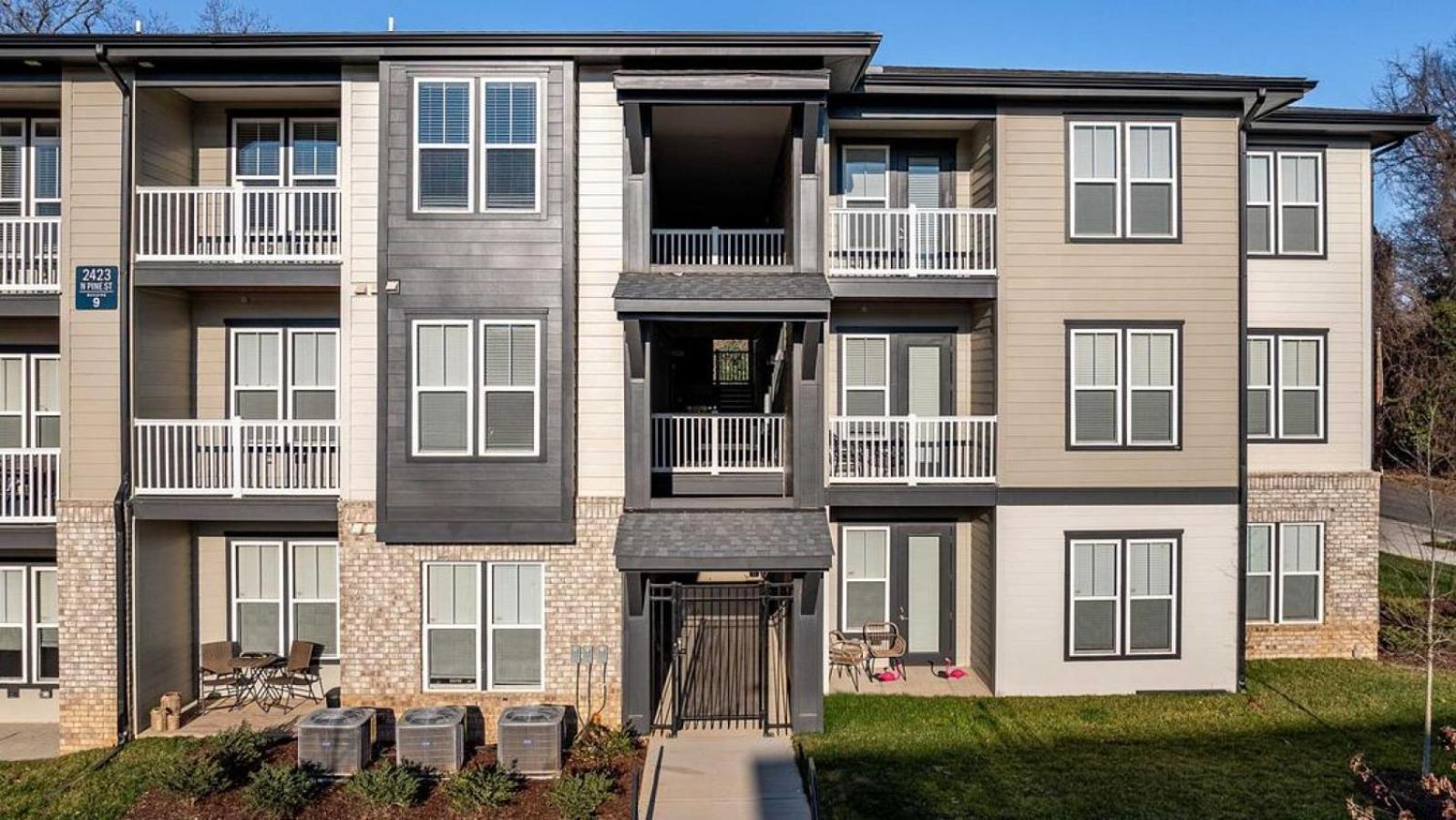 Landing At The Henry - 1 Bedroom In Northwest Apartamento *